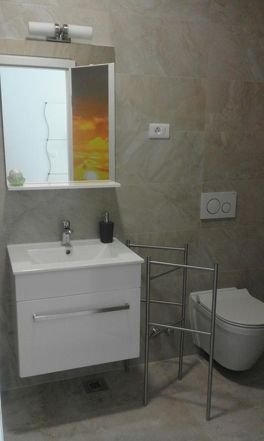 Jurman Apartment Барбарига Екстериор снимка