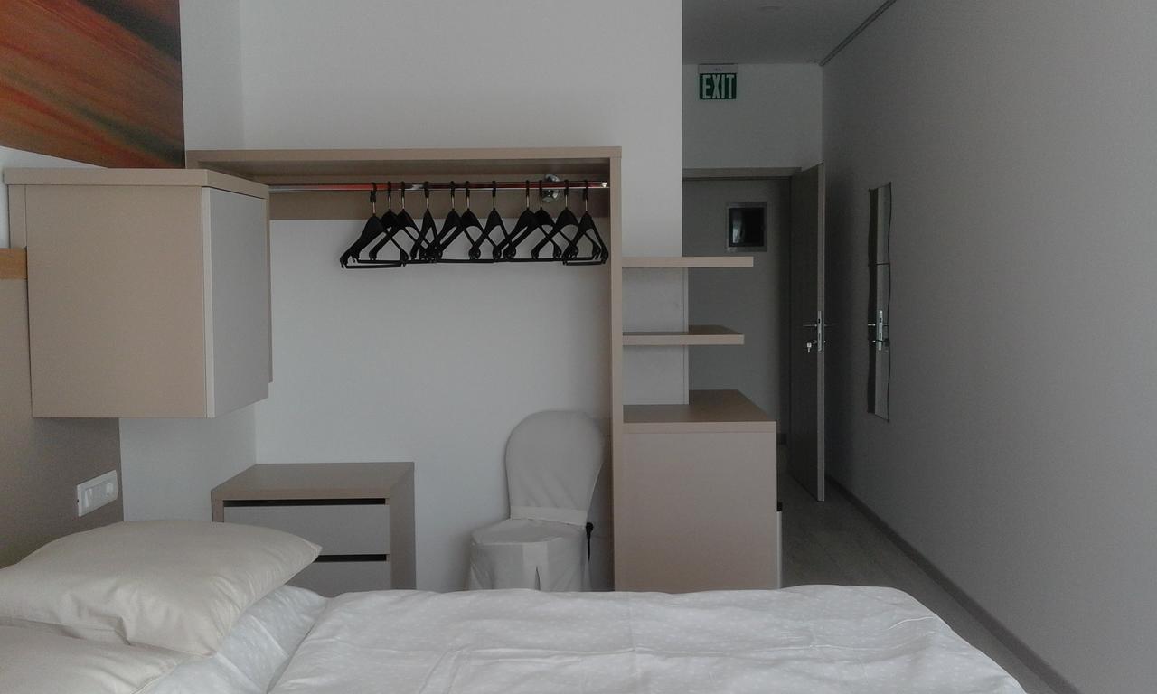 Jurman Apartment Барбарига Екстериор снимка